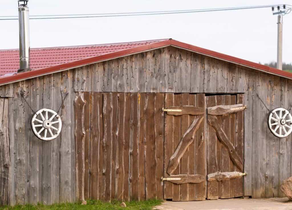 old-barn-ontario