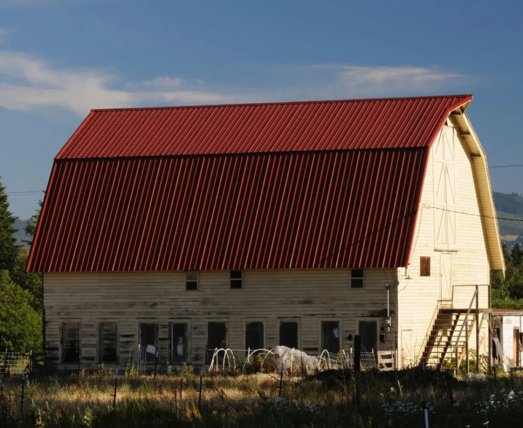 Everything You Need to Know Before Barn Roof Painting